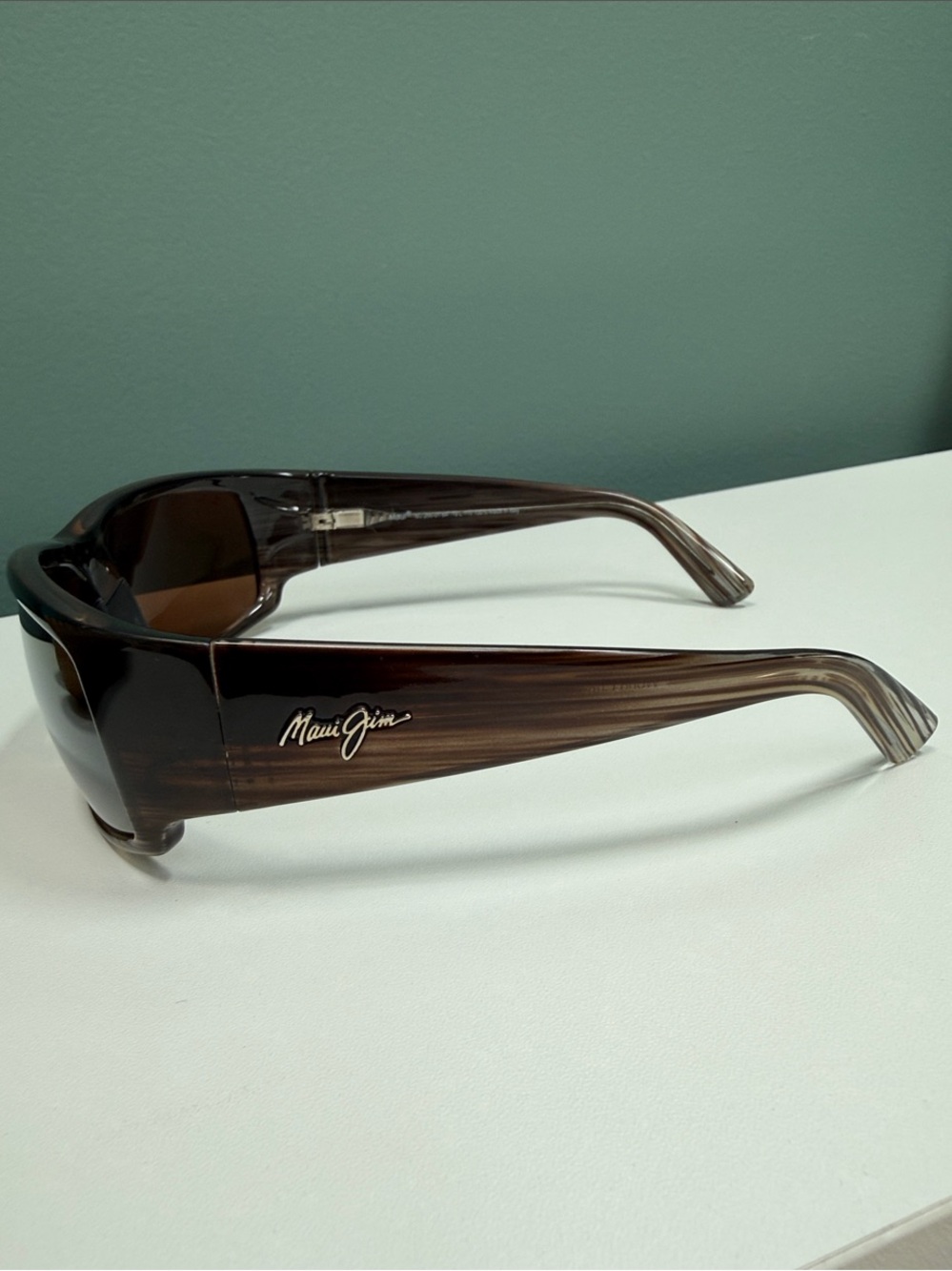 Maui Jim World Cup chocolate fade striped frame and polarized lenses - Picture 4 of 12